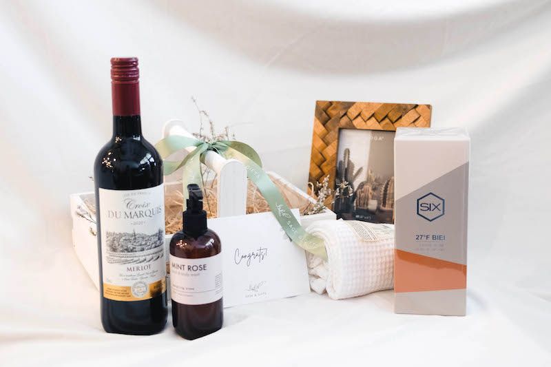 housewarming gift delivery singapore