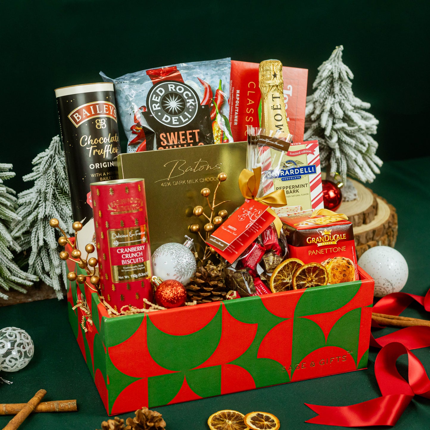 Christmas wine hamper