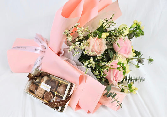 Forever Yours: Bouquet & Läderach Pralines Gift Set | V Day 2025