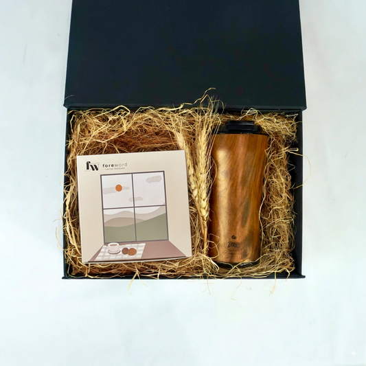 Gift set with a wooden tumbler 