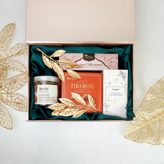 Classic Tea Time Treats Raya Gift Box 2025 (Free delivery)