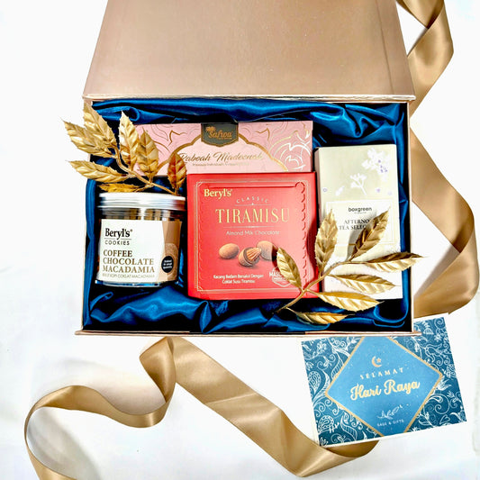 Classic Tea Time Treats Raya Gift Box (free delivery)